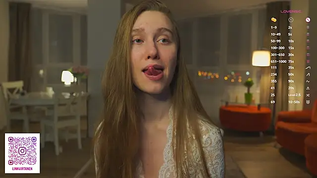 Snapshot of SharaNewbern chatting on February 24, 2026, 2:29 pm SharaNewbern online show from February 24, 2026, 2:29 pm