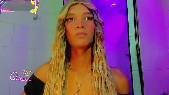 Samantha Ortega  online show from May 25, 2026, 9:52 am