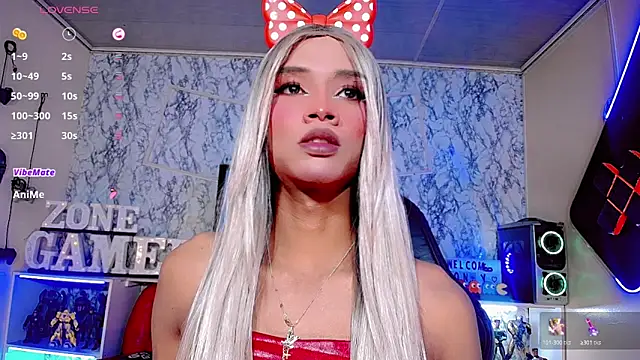 Samantha Ortega  online show from May 14, 2026, 10:01 am