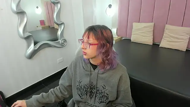 KatsuraRen online show from February 19, 2026, 12:46 pm