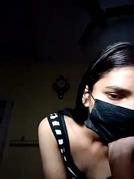 Mahira-- online show from February 20, 2026, 7:43 am