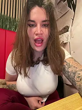 TattooGirlAlia online show from February 8, 2026, 8:17 pm