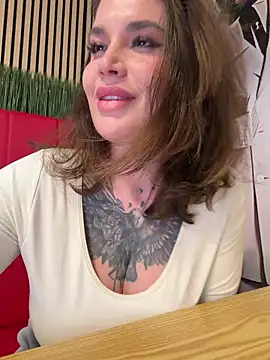 TattooGirlAlia online show from March 5, 2026, 9:00 pm