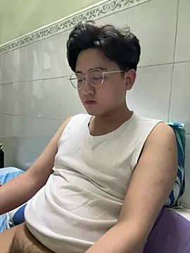 Snapshot of Kami_Kazo chatting on February 12, 2026, 2:06 pm Kami Kazo online show from February 12, 2026, 2:06 pm