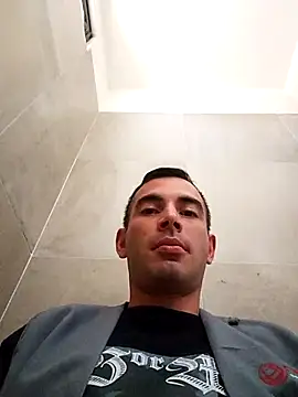 Snapshot of Mlo69 chatting on February 25, 2026, 9:36 pm Mlo69 online show from February 25, 2026, 9:36 pm