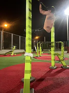 CreamKingg online show from April 6, 2026, 1:01 am