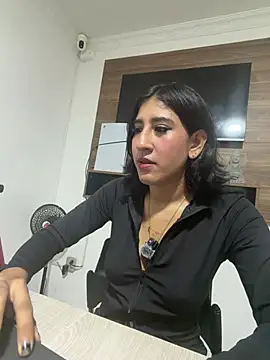 Snapshot of Violet_rousse7 chatting on April 2, 2026, 9:10 pm Violet rousse7 online show from April 2, 2026, 9:10 pm