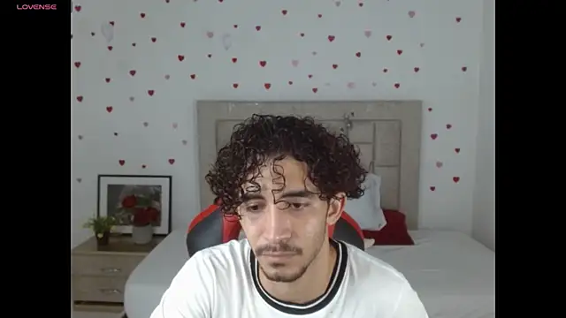 Caius fox online show from March 22, 2026, 11:23 am