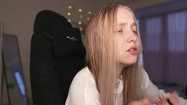 Snapshot of Appr0ved_ chatting on March 12, 2026, 3:16 pm Appr0ved online show from March 12, 2026, 3:16 pm