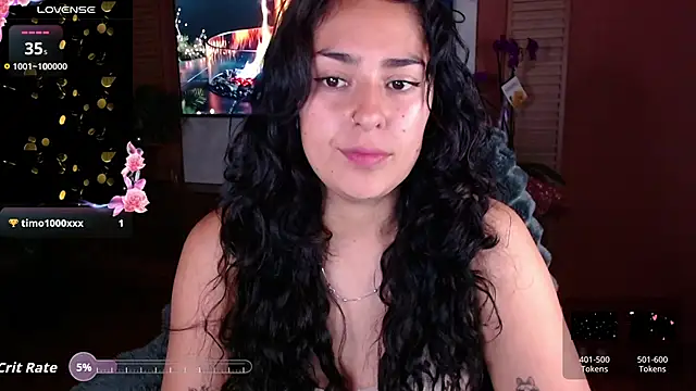 Snapshot of Iris_colette chatting on May 20, 2026, 11:35 pm Iris colette online show from May 20, 2026, 11:35 pm
