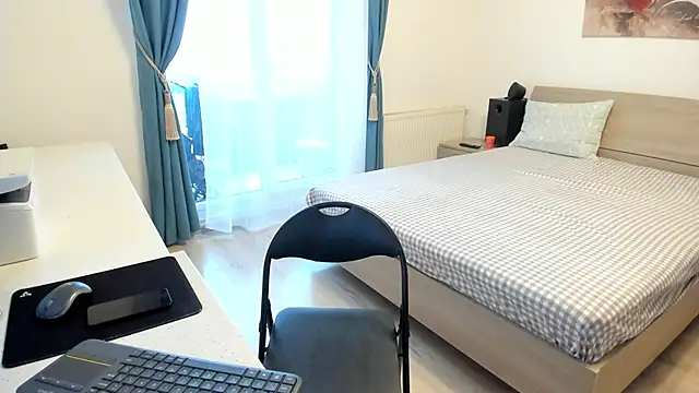 Snapshot of rickysun chatting on April 3, 2026, 7:37 am rickysun online show from April 3, 2026, 7:37 am