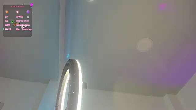 Isabella Moon9 online show from May 26, 2026, 11:30 am