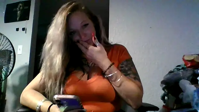 Gypsymomma17 online show from June 14, 2026, 12:07 am