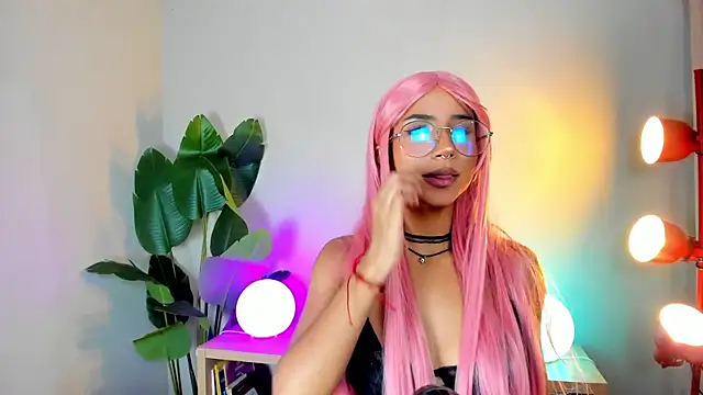 Lia flor online show from February 24, 2026, 4:02 am