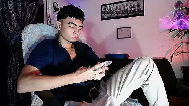 Snapshot of tiancam chatting on April 19, 2026, 2:23 am tiancam online show from April 19, 2026, 2:23 am