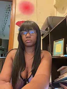 Snapshot of Ebonythroat777 chatting on June 28, 2026, 4:30 am Ebonythroat777 online show from June 28, 2026, 4:30 am