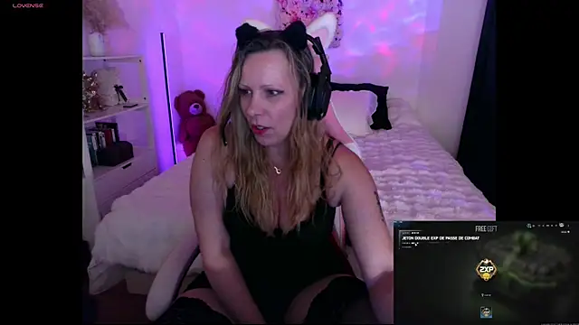 Snapshot of ArchangelTheFrancaise chatting on March 24, 2026, 9:26 pm ArchangelTheFrancaise online show from March 24, 2026, 9:26 pm