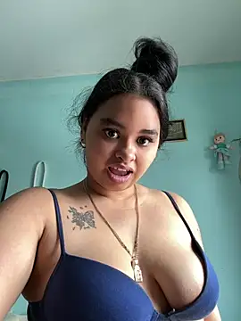 Aloyenita online show from May 7, 2026, 10:51 am