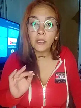 kuramaqueen online show from May 26, 2026, 2:42 am