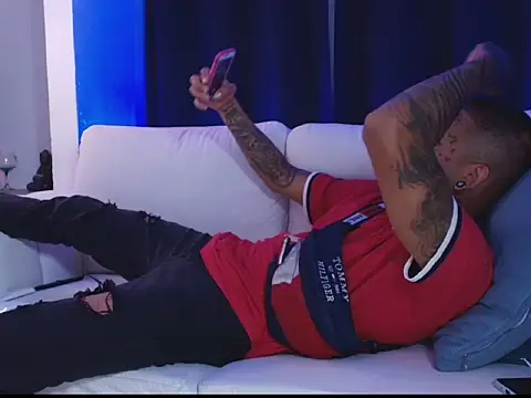 blackout9703 online show from February 12, 2026, 2:06 pm