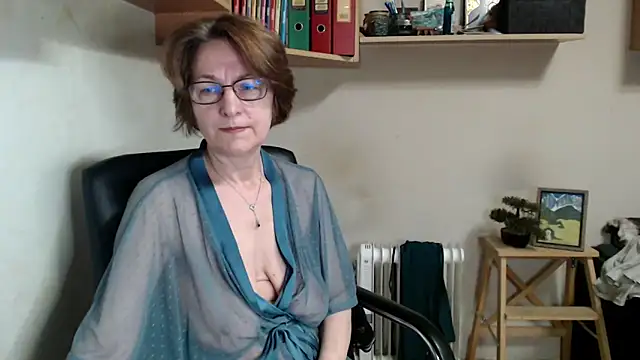 Snapshot of katemodel chatting on May 18, 2026, 7:35 am katemodel online show from May 18, 2026, 7:35 am