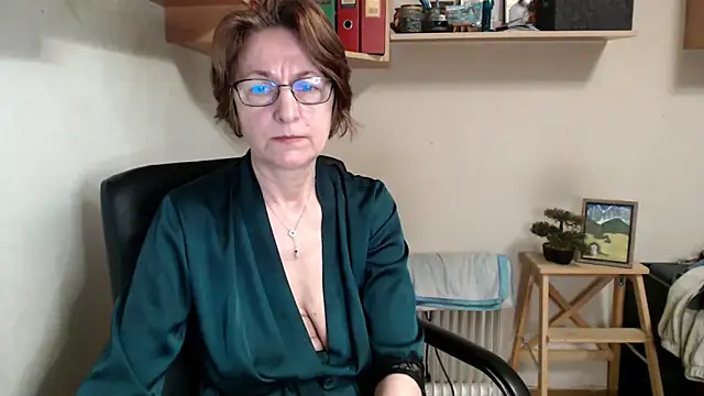 Snapshot of katemodel chatting on May 6, 2026, 7:12 am katemodel online show from May 6, 2026, 7:12 am