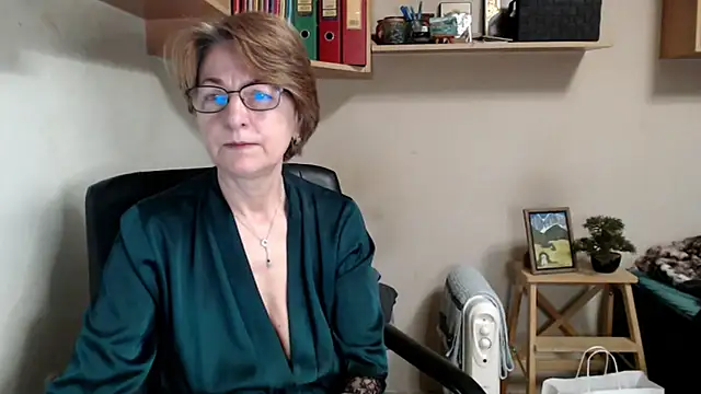 katemodel online show from March 20, 2026, 6:47 am