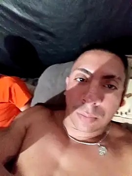 Snapshot of analub01 chatting on February 21, 2026, 1:51 am analub01 online show from February 21, 2026, 1:51 am