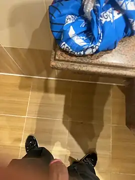 BIGDICK111000 online show from February 12, 2026, 6:57 am