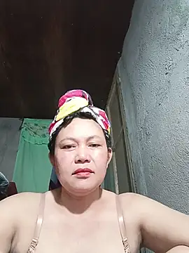 hotpinay 45 online show from May 13, 2026, 4:19 am