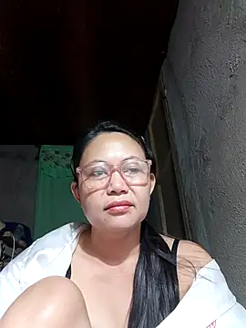 Snapshot of hotpinay_45 chatting on February 3, 2026, 7:19 pm hotpinay 45 online show from February 3, 2026, 7:19 pm