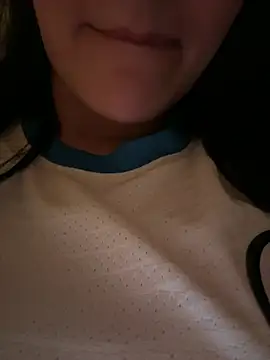 Snapshot of Sara0202 chatting on March 28, 2026, 11:39 pm Sara0202 online show from March 28, 2026, 11:39 pm