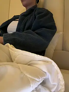 Snapshot of Sara0202 chatting on March 20, 2026, 8:32 pm Sara0202 online show from March 20, 2026, 8:32 pm