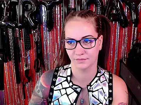 Snapshot of _MissJaneWarren_ chatting on July 10, 2026, 9:09 am MissJaneWarren online show from July 10, 2026, 9:09 am