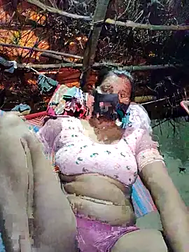 Snapshot of Chanchal_pande chatting on February 5, 2026, 2:35 pm Chanchal pande online show from February 5, 2026, 2:35 pm