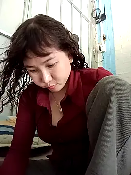 Ana-love2026 online show from April 6, 2026, 3:24 am