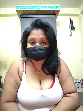 Curvy Trisha online show from May 30, 2026, 3:06 pm