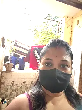 Snapshot of Curvy_Trisha chatting on June 27, 2026, 12:22 pm Curvy Trisha online show from June 27, 2026, 12:22 pm