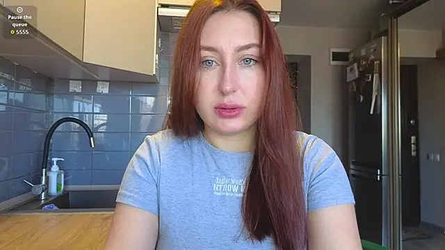 EvangelinFox online show from March 26, 2026, 8:12 am