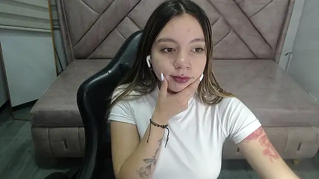 Snapshot of Eco_deluna_v chatting on March 13, 2026, 1:05 pm Eco deluna v online show from March 13, 2026, 1:05 pm