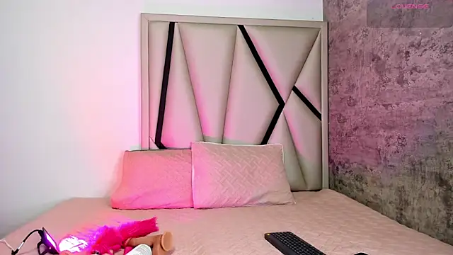 AyshelDoll1 online show from February 28, 2026, 11:43 am