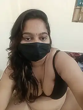 Snapshot of Aliya_Hott chatting on July 28, 2026, 1:21 pm Aliya Hott online show from July 28, 2026, 1:21 pm