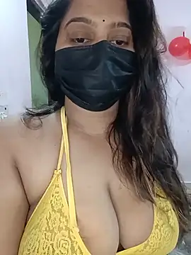 Snapshot of Aliya_Hott chatting on June 26, 2026, 5:02 am Aliya Hott online show from June 26, 2026, 5:02 am