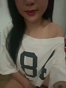 Snapshot of hotgirl-sexy chatting on April 18, 2026, 6:49 am hotgirl-sexy online show from April 18, 2026, 6:49 am