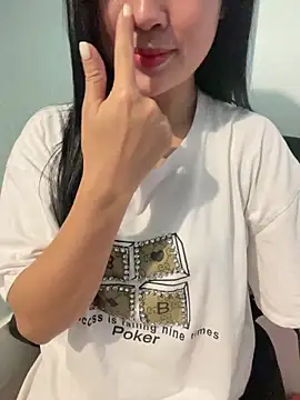 Snapshot of hotgirl-sexy chatting on March 29, 2026, 9:44 am hotgirl-sexy online show from March 29, 2026, 9:44 am