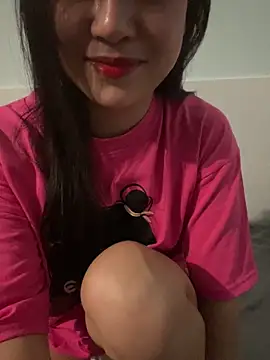 hotgirl-sexy online show from February 23, 2026, 3:01 pm