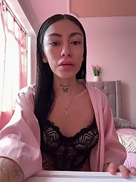 Bonny Eva online show from April 13, 2026, 3:16 pm