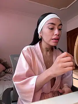 Snapshot of Bonny_Eva chatting on May 21, 2026, 7:11 pm Bonny Eva online show from May 21, 2026, 7:11 pm