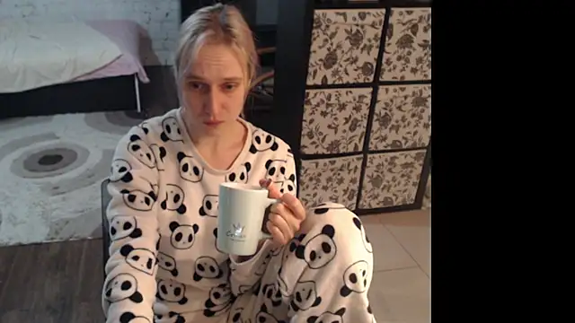 Snapshot of Your_guilty_pleasure1 chatting on February 19, 2026, 2:19 am Your guilty pleasure1 online show from February 19, 2026, 2:19 am