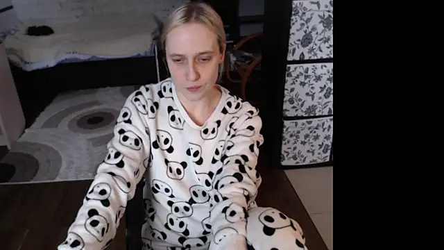 Snapshot of Your_guilty_pleasure1 chatting on February 26, 2026, 12:27 pm Your guilty pleasure1 online show from February 26, 2026, 12:27 pm